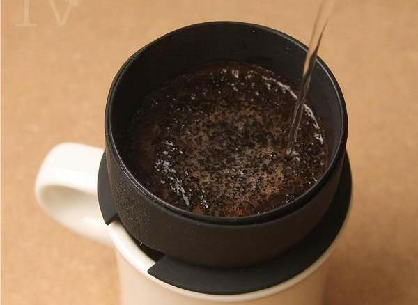 Rivers Micro Coffee Dripper - Bean Shipper
